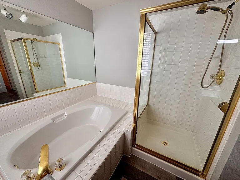 9380 Melbourne Dr — Photo 21