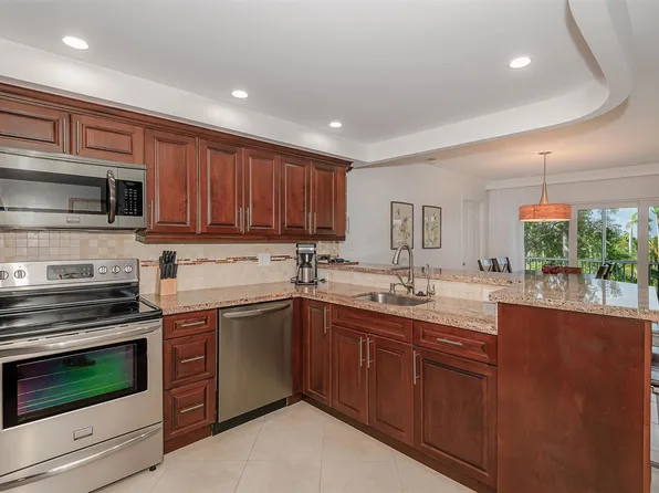 200 Diplomat Parkway #321, Hallandale Beach, FL 33009
