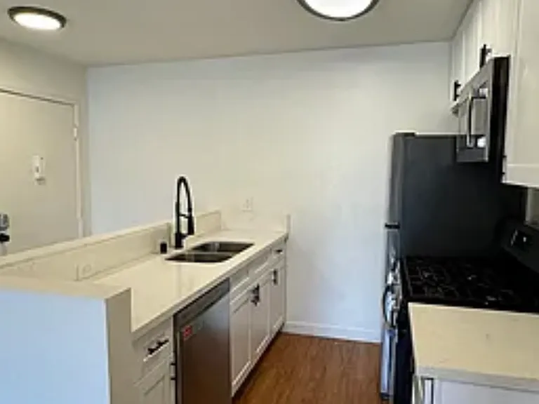 719 Orange Grove Ave #206 — Photo 7