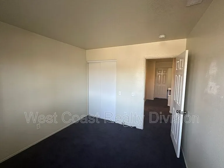 7049 Arlington Pl — Photo 36