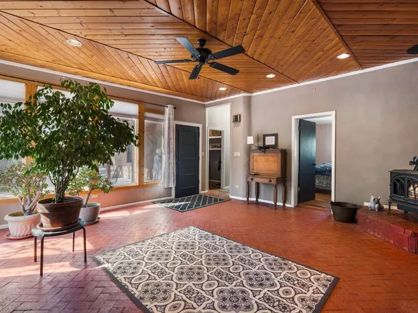 479 County Road 84, Santa Fe, NM 87506