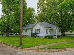 1202 Clinton St, Lincoln, IL