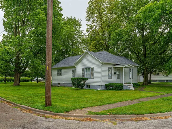 1202 Clinton St, Lincoln, IL 62656