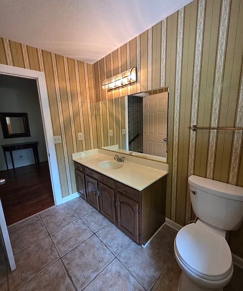 2385 River Run Dr — Photo 8
