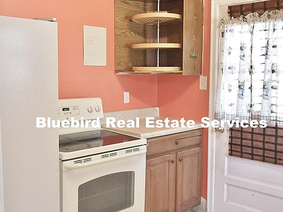 Refrigerator comes with, recent appliances, just painted to