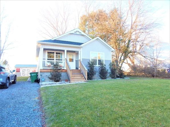 180 Economy St, Christiansburg, VA 24073