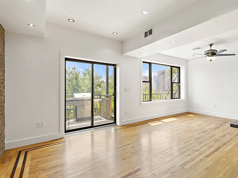102 Ogden Ave #103 — Photo 6