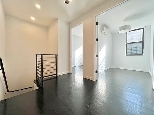 Rented by Doorway NYC, LLC | media 3