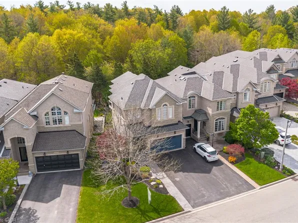 2328 Woodfield Rd, Oakville, ON L6H 6Y6