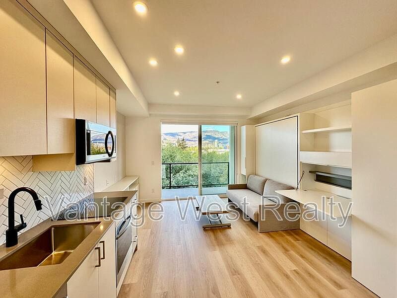 1st image of 1274 Devonshire Ave #508