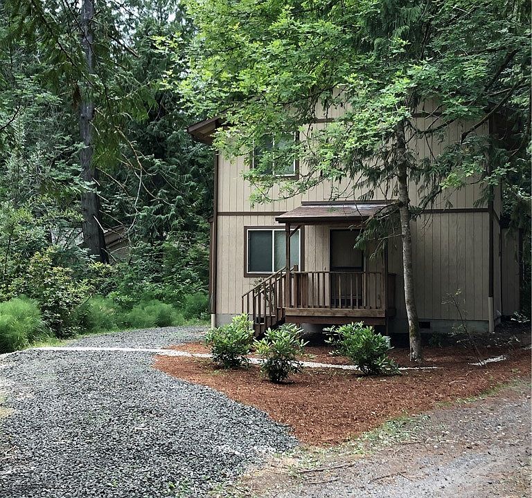 1st image of 154 E Barnacle Blvd
