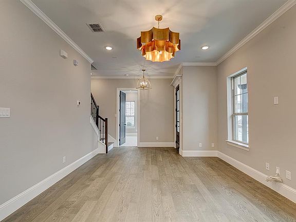3rd image of 300 Nursery Ln #104