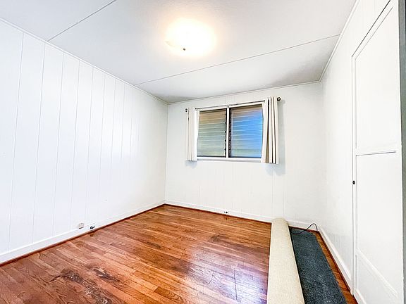 2nd image of 906 Upalu St