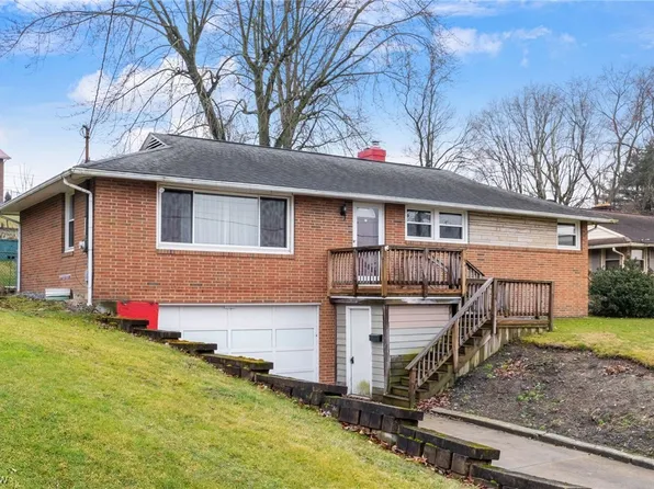 322 Nassau St E, East Canton, OH 44730