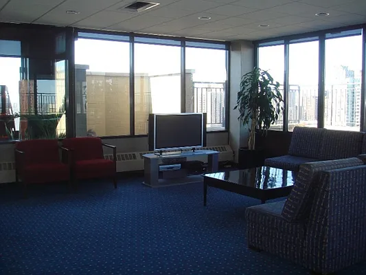 Rented by Luxury Property Group | media 48