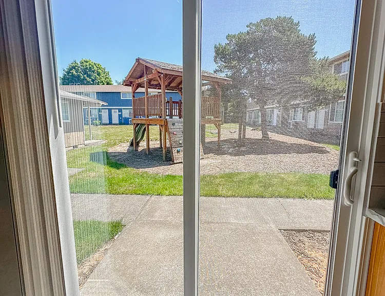 Gregory Manor — Photo 18