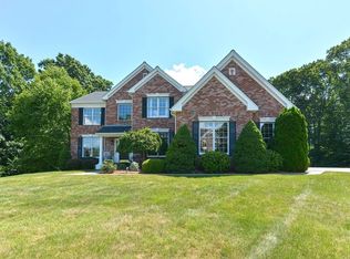 19 Partridge Way, Holliston, MA 01746