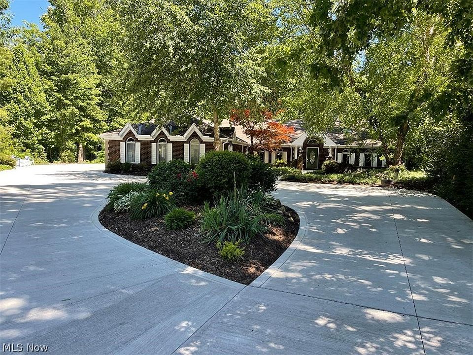 6888 Deepwood Ln, Mayfield Village, OH 44143 MLS 4384849 Zillow