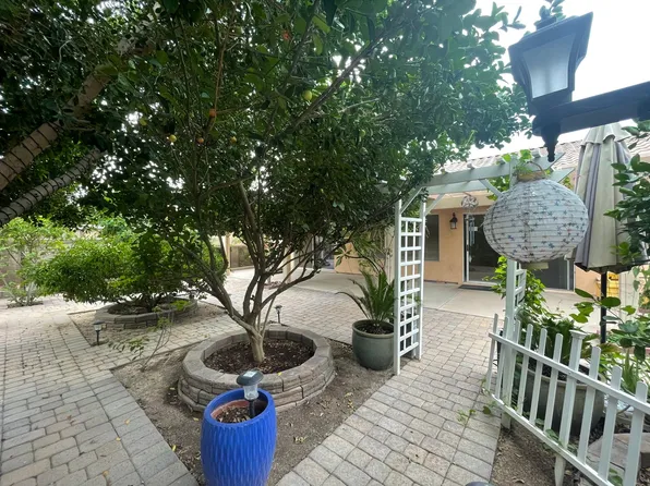 3537 N 64th St, Mesa, AZ 85215