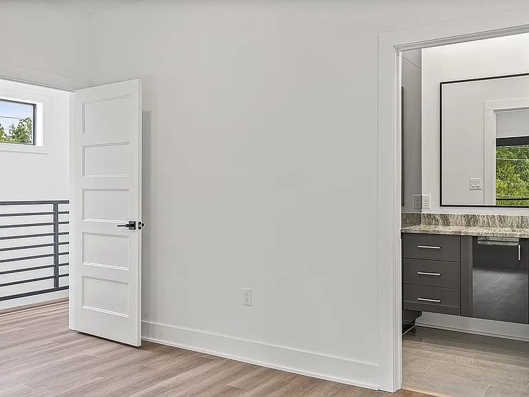 Edge Luxury Townhomes — Photo 37