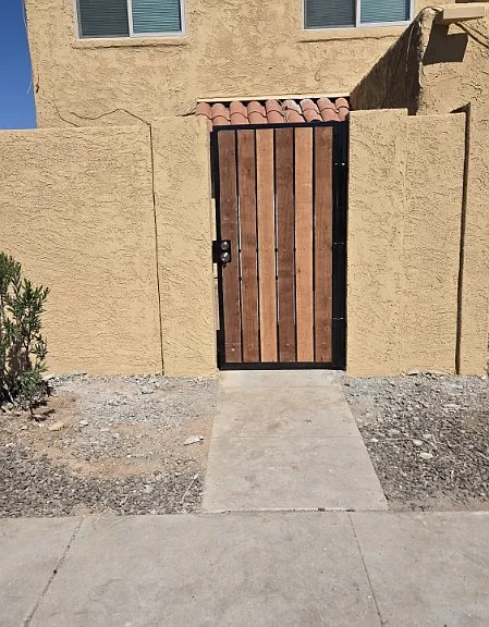 5416 W Hearn Rd — Photo 1