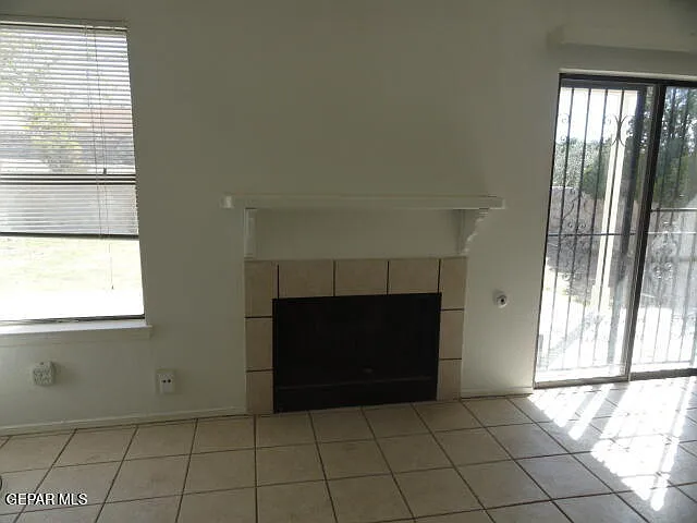 712 Arredondo Dr — Photo 4