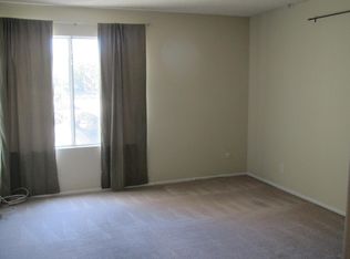 7800 Topanga Canyon Blvd APT 215, Canoga Park, CA 91304