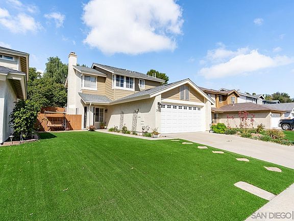 2nd image of 2586 Manzana Way