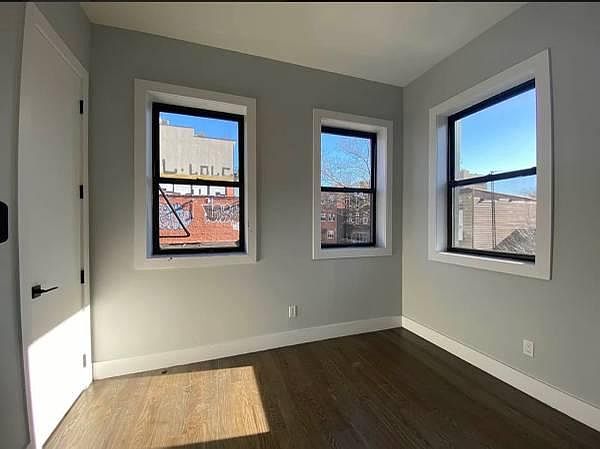 1st image of 5003 S 31st St #20A
