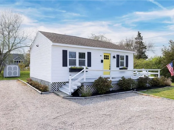 48 Winnapaug Rd, Westerly, RI 02891