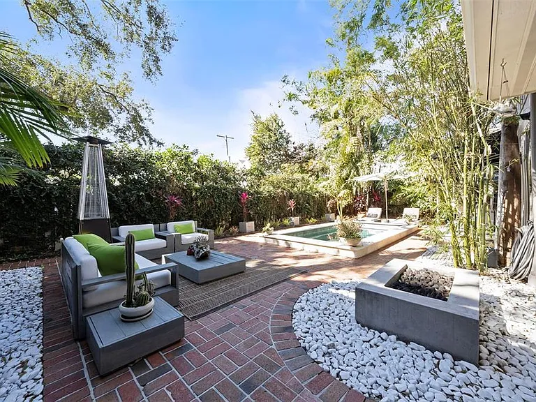 3301 W Morrison Ave — Photo 27