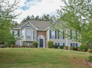 6640 N Glen Dr, Cumming, GA 30028