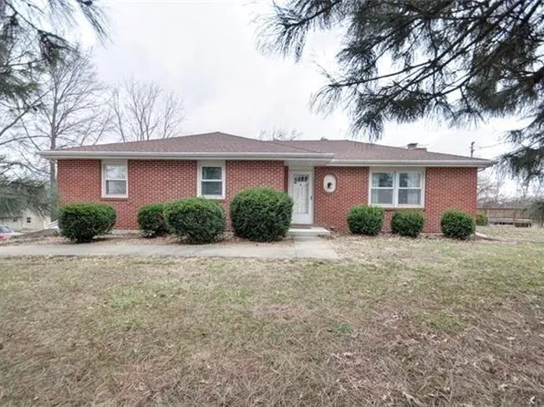 2526 SE Tri County Line Rd, Lathrop, MO 64465