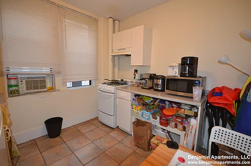 11 Barrows St #13 Photo 1