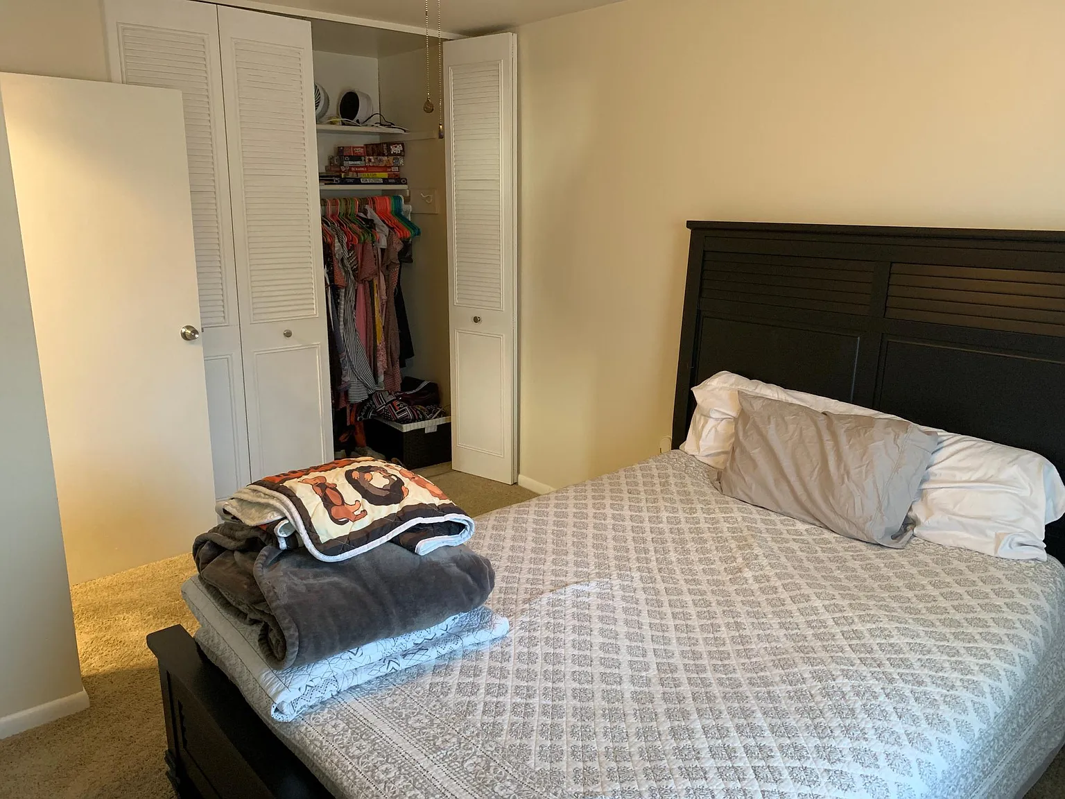 432 W Chocolate Ave — Photo 4