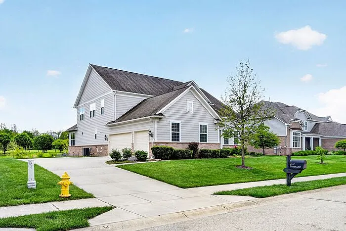 4161 Kattman Ct — Photo 2