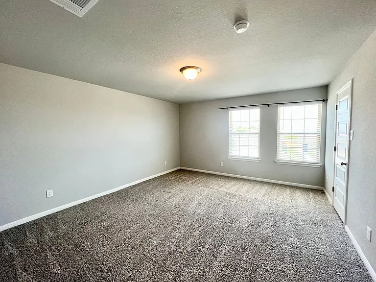128 Old Stagecoach Rd — Photo 6