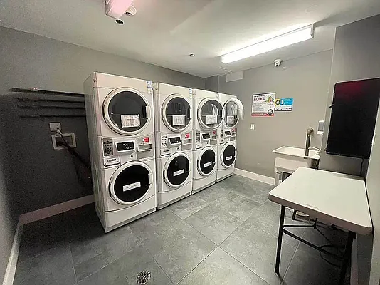 Rented by Tapiro Realty | media 18