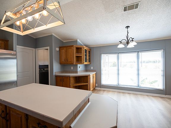 4168-GREENTREE-LANE-dining_08282023