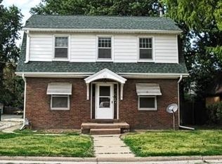 910 W Calhoun St, Macomb, IL 61455