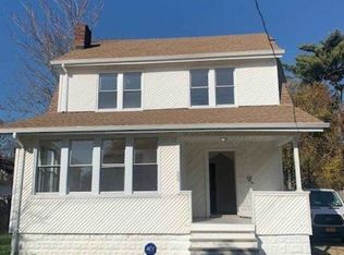 127 Lillian Ave, Freeport, NY 11520
