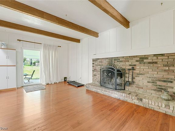 3rd image of 6430 Glenallen Ave