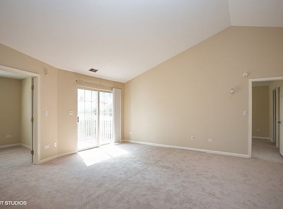 3rd image of 1947 Heron Ave #D