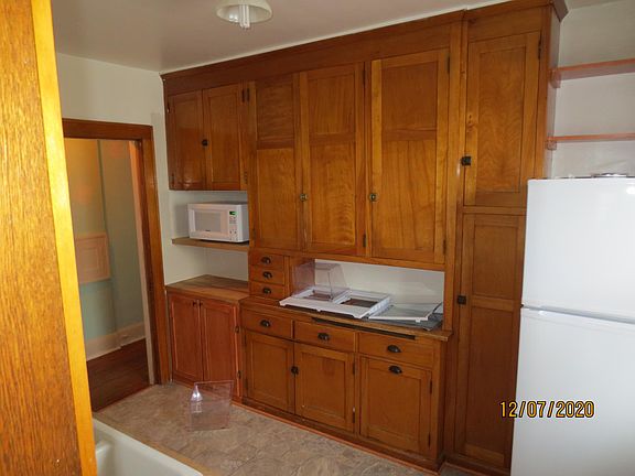 5th image of 3-3643 12th Ave S #3