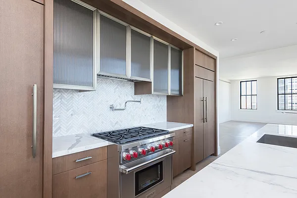 Rented by CMB Realty, LLC | media 37