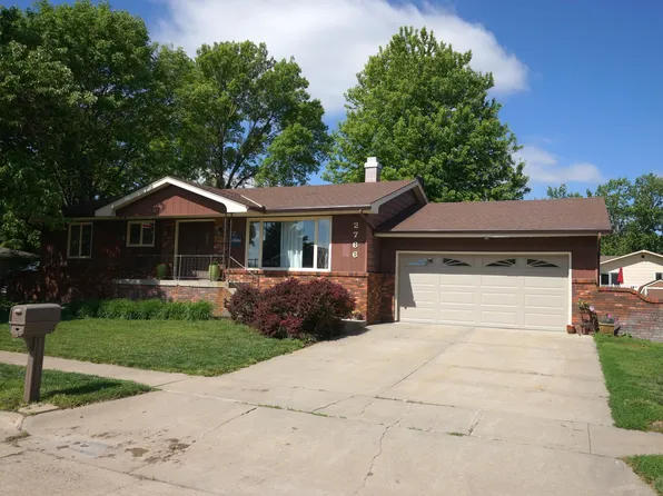 2766 17th Ave, Columbus, NE 68601