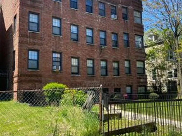 67 Lenox Ave — Photo 1