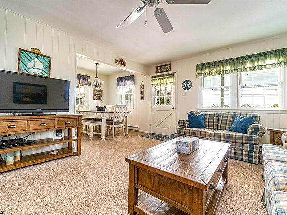 3rd image of 3829 West Ave #1