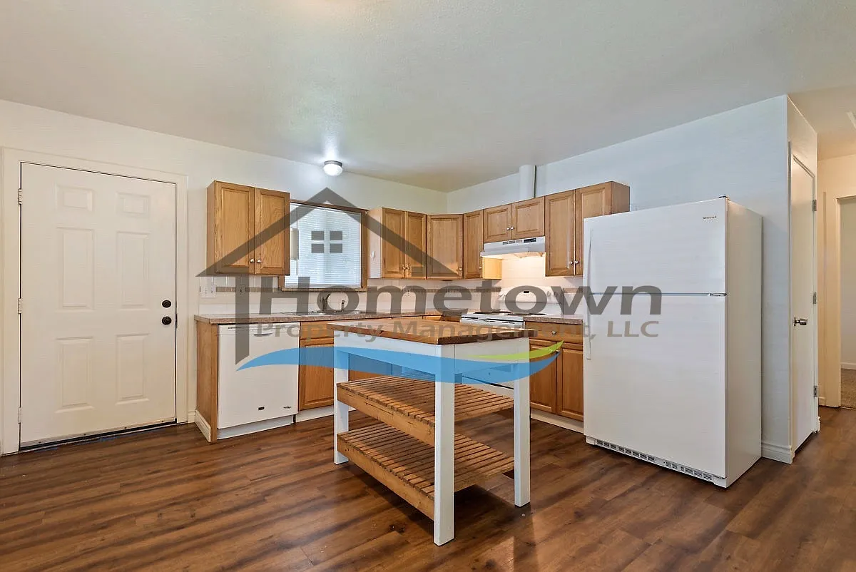 4 bed, 1680 sqft, $2,150 — Photo 4