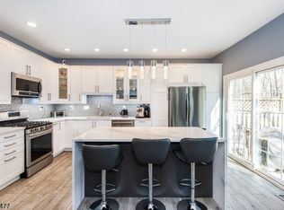 10 Gannet Ct, Wayne, NJ
